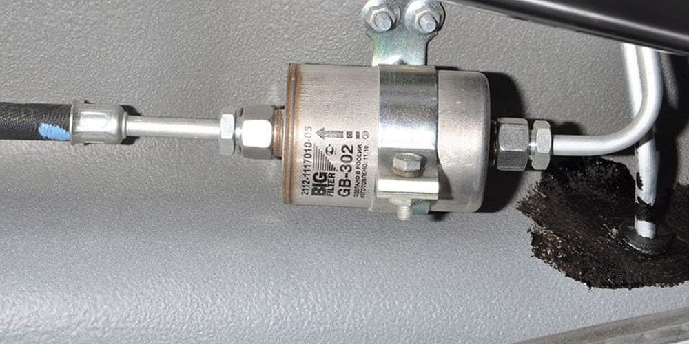 How Does A Car Fuel Filter Work?