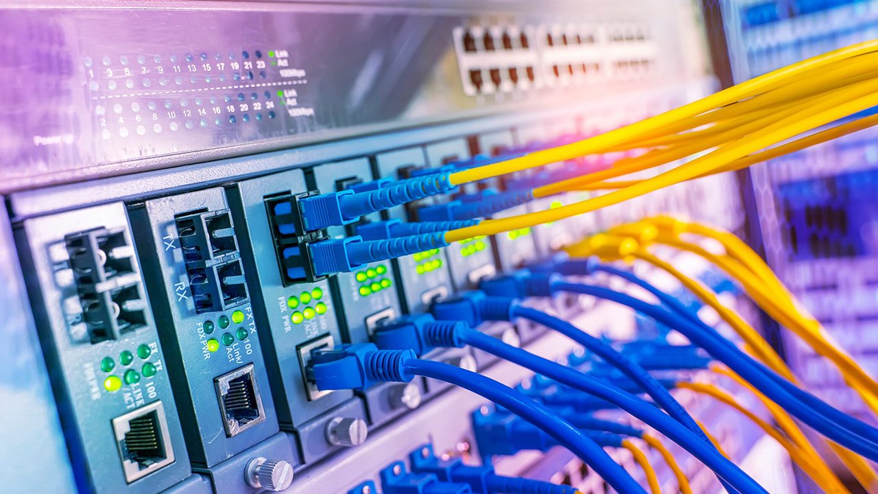 Advanced Optical Cable Structures by Bonelinks: Design and Development