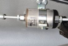 How Does A Car Fuel Filter Work?